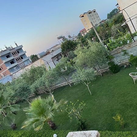 Vila Briart Apartment ดูร์เรส ภายนอก รูปภาพ