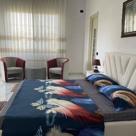 Vila Briart Apartment ดูร์เรส ภายนอก รูปภาพ