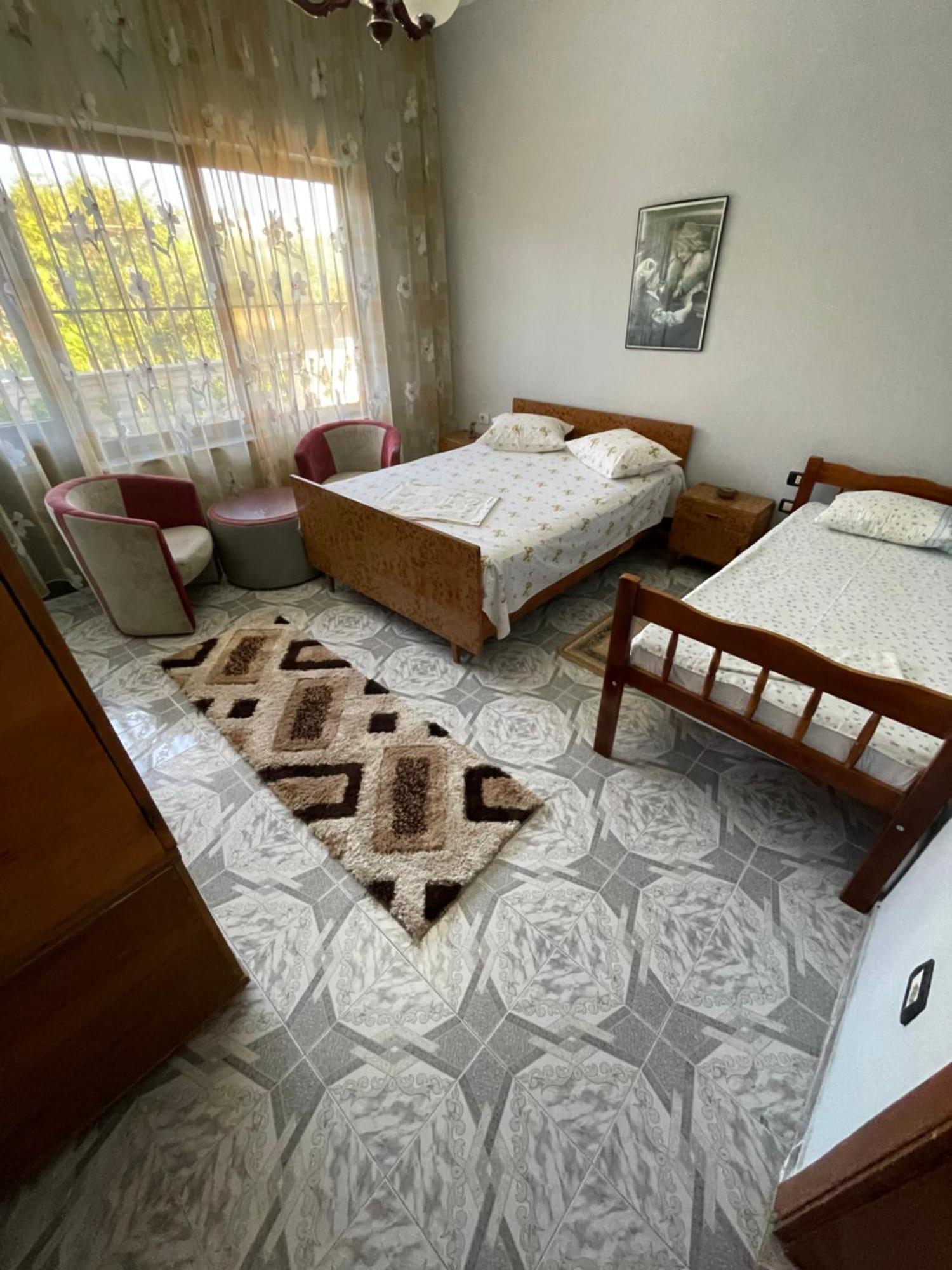 Vila Briart Apartment ดูร์เรส ภายนอก รูปภาพ