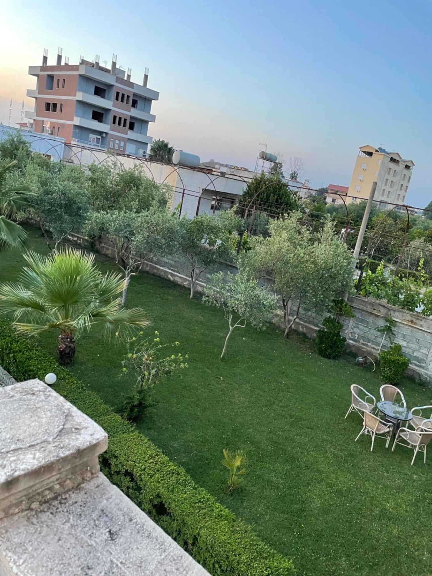 Vila Briart Apartment ดูร์เรส ภายนอก รูปภาพ