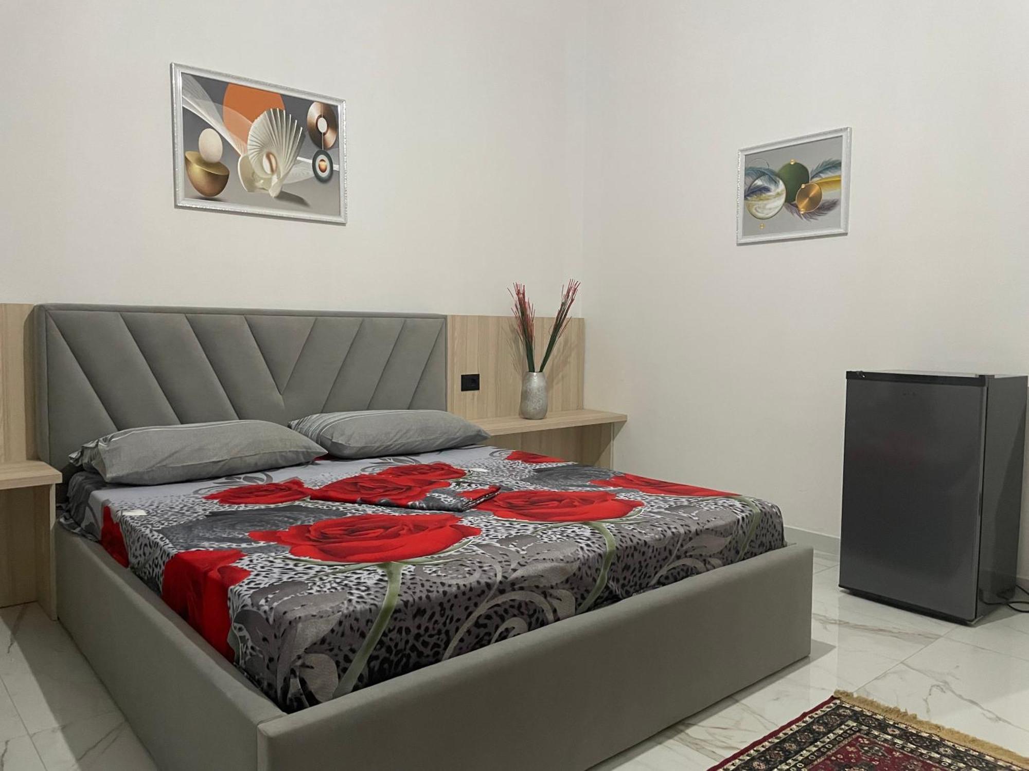 Vila Briart Apartment ดูร์เรส ภายนอก รูปภาพ