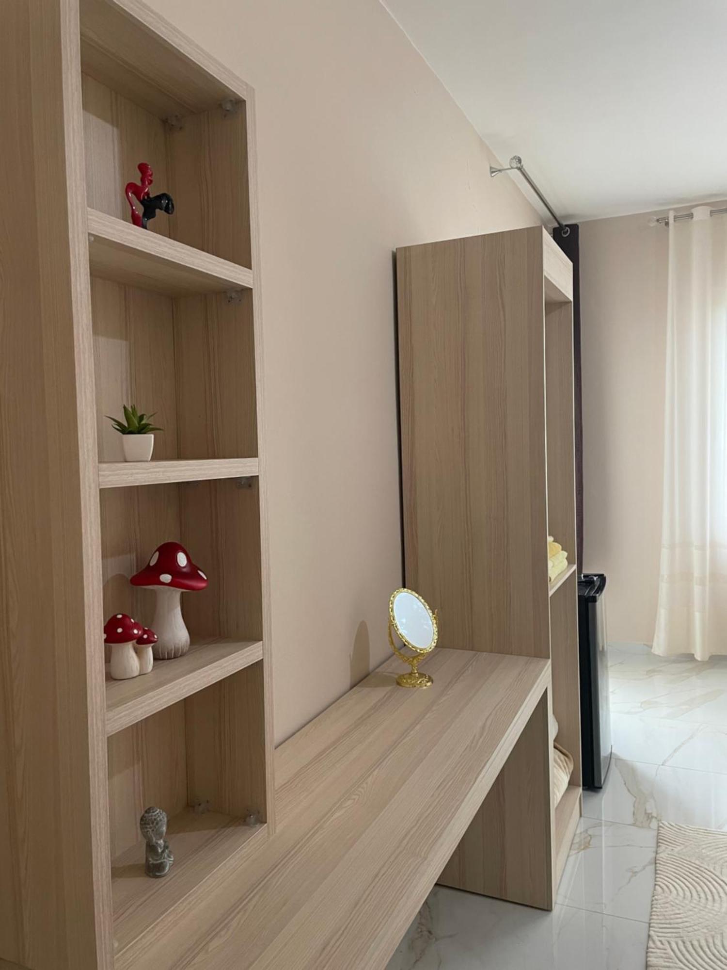 Vila Briart Apartment ดูร์เรส ภายนอก รูปภาพ